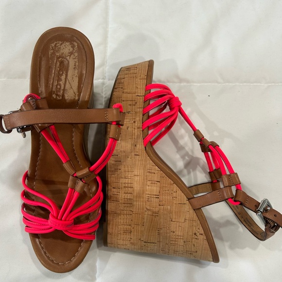 Coach Women's Brown and Pink Sandals - Picture 5 of 10